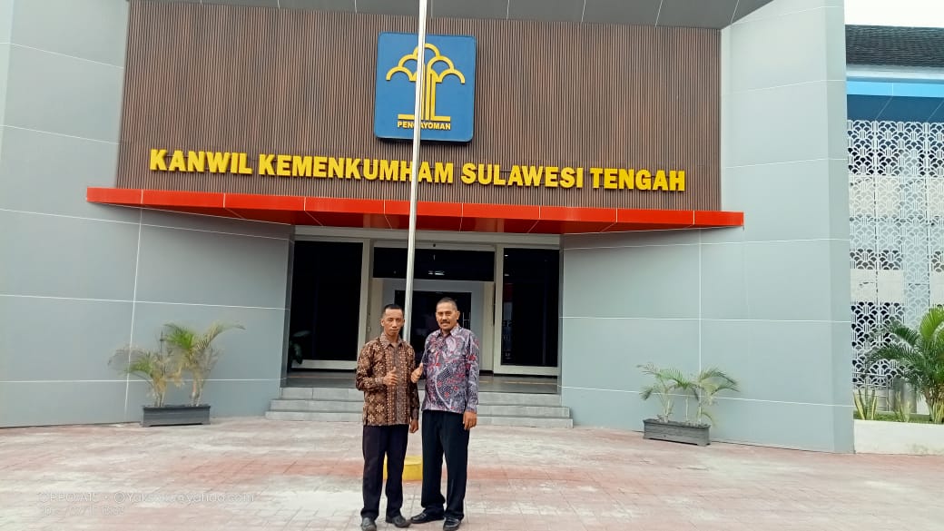 Dari Desa Untuk Indonesia, Kades Lakuan Ikuti Paralegal Justice Award Nasional