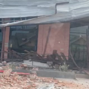 Gempa Magnitudo 6,7 Guncang Palu, Beberapa Bangunan Ambruk dan Warga Berhamburan Selamatkan Diri