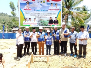 Dorong Ekonomi Pesisir, Gubernur dan Bupati Buol Groundbreaking Kampung Nelayan Merah Putih