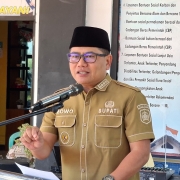 Bupati Buol Resmikan Pendistribusian Kartu Keluarga Sejahtera bagi 744 Keluarga Penerima Manfaat