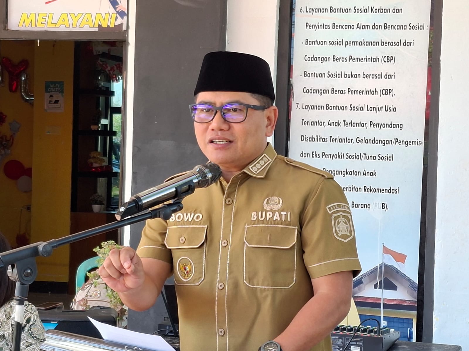 Bupati Buol Resmikan Pendistribusian Kartu Keluarga Sejahtera bagi 744 Keluarga Penerima Manfaat