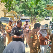 Satu Ekskavator Diamankan, Satpol PP Buol Segel Lokasi Galian C Tanpa Izin
