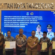 Bupati Buol Hadiri Penandatanganan MoU Replikasi SISGITA, Dorong Digitalisasi Pajak dan Pertanahan